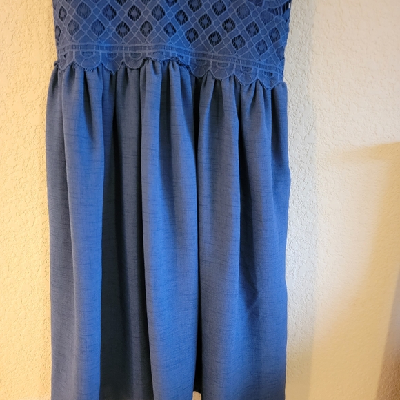 Navy blue cami dress with lace top - Picture 3 of 3